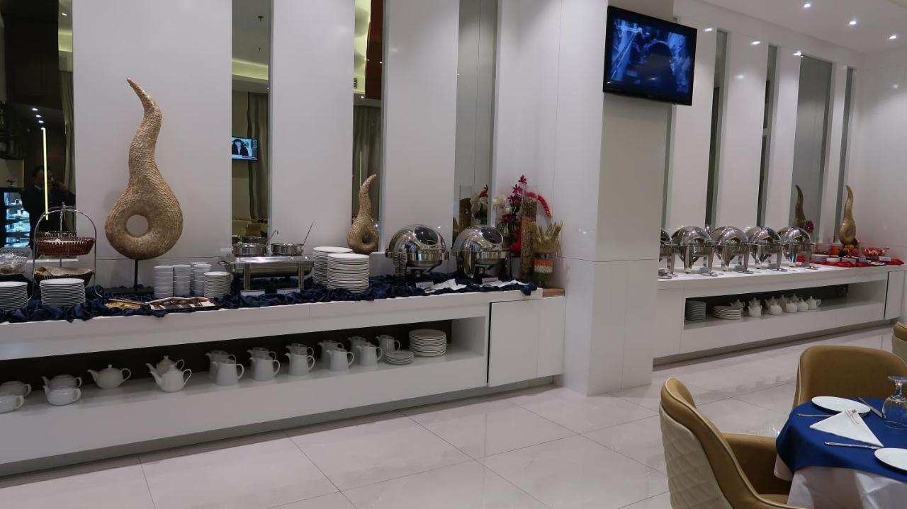 Pars International Hotel Manama Exterior foto