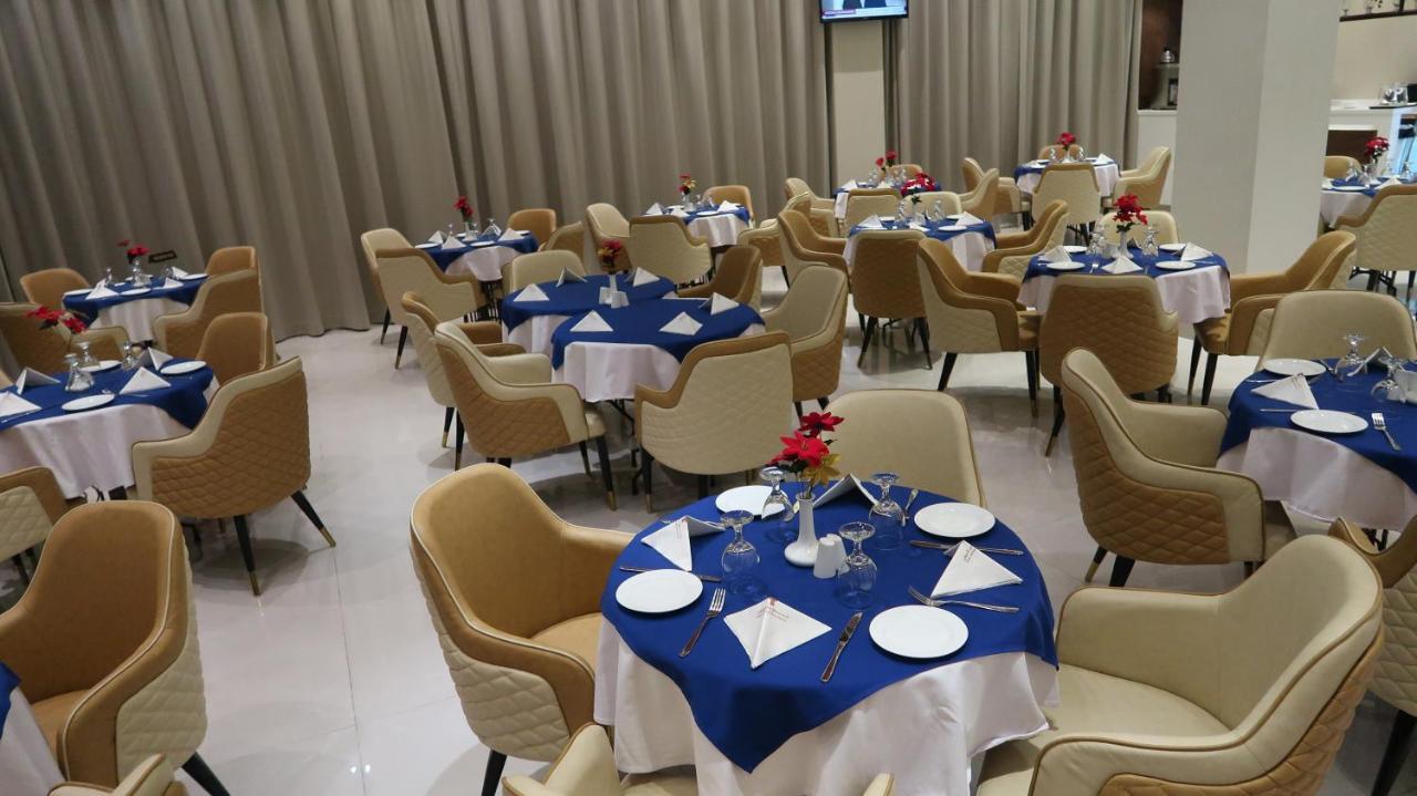 Pars International Hotel Manama Exterior foto